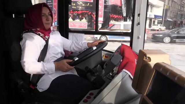 'Git, evinde bulaşık yıka' diyenlere inat otobüs şoförü oldu - KIRŞEHİR