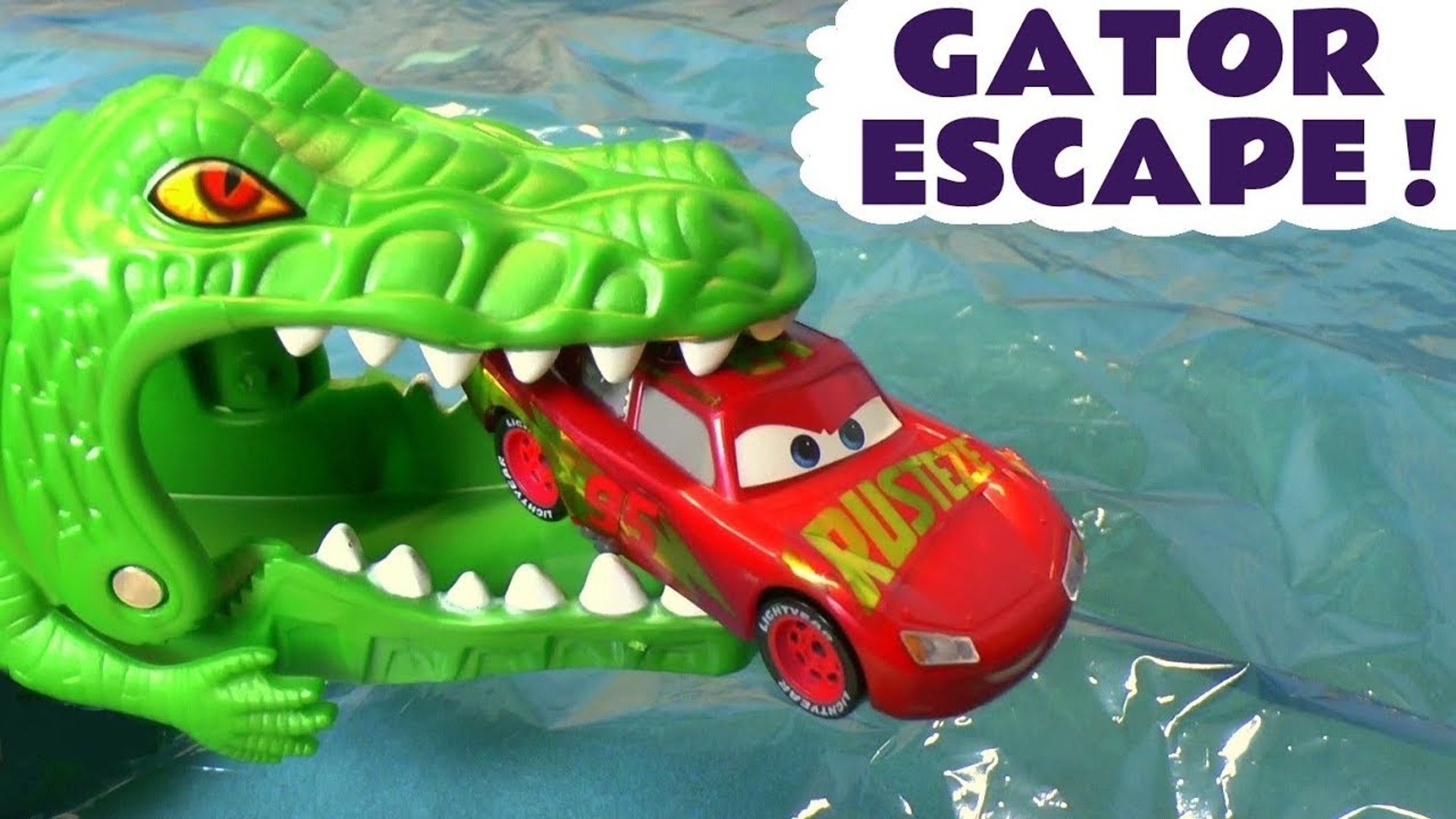 Cars 3 Hot Wheels Gator Escape with Disney Pixar Lightning McQueen and Marvel Avengers 4 Superheroes including Spiderman The Hot Wheels superheroes must Rescue their friends from a toy monster A