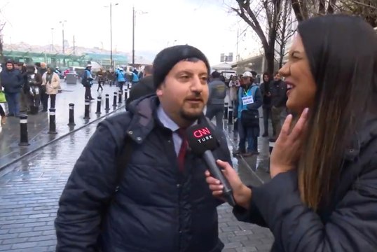 Milli Piyangoyla Metrobüs Alma Hayali Olan Vatandaş: Umarım Bundan Sonra Oturarak Yolculuk Yaparım