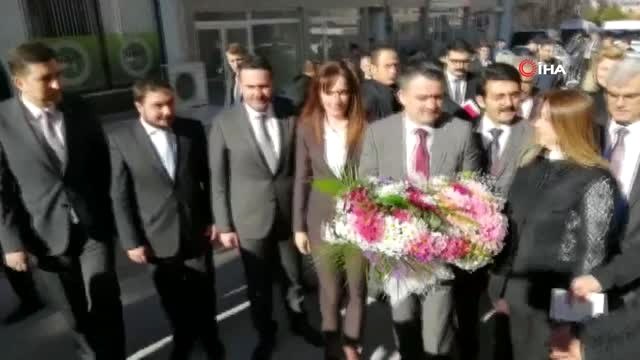 Bakan Pakdemirli: Muhalefetin Varlığına Seviniyorum, Böyle Muhalefet Olduğu Sürece AK Parti'nin...