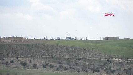 Cerablus Teröristlerin 'çıkacağız' Dediği Menbiç Sınırında ABD Helikopterleri Uçuyor