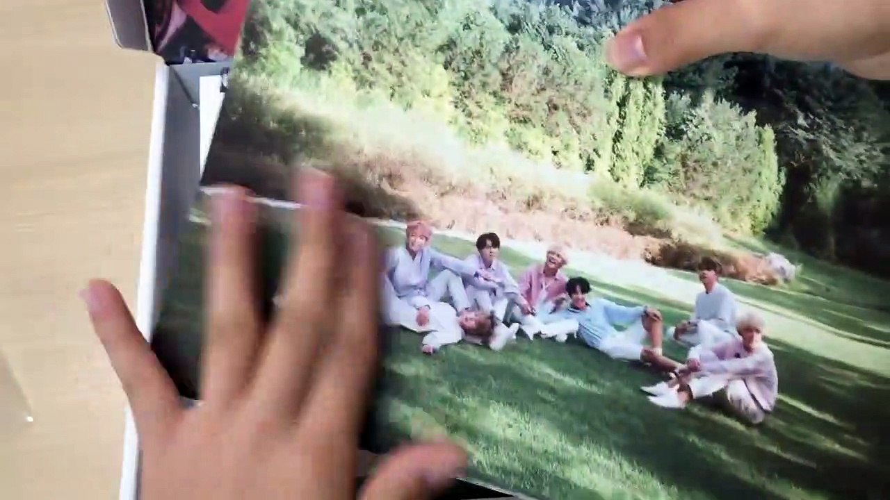 BTS 2019 Season's Greetings Unboxing