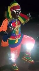 Il est sapé comme jamais hein