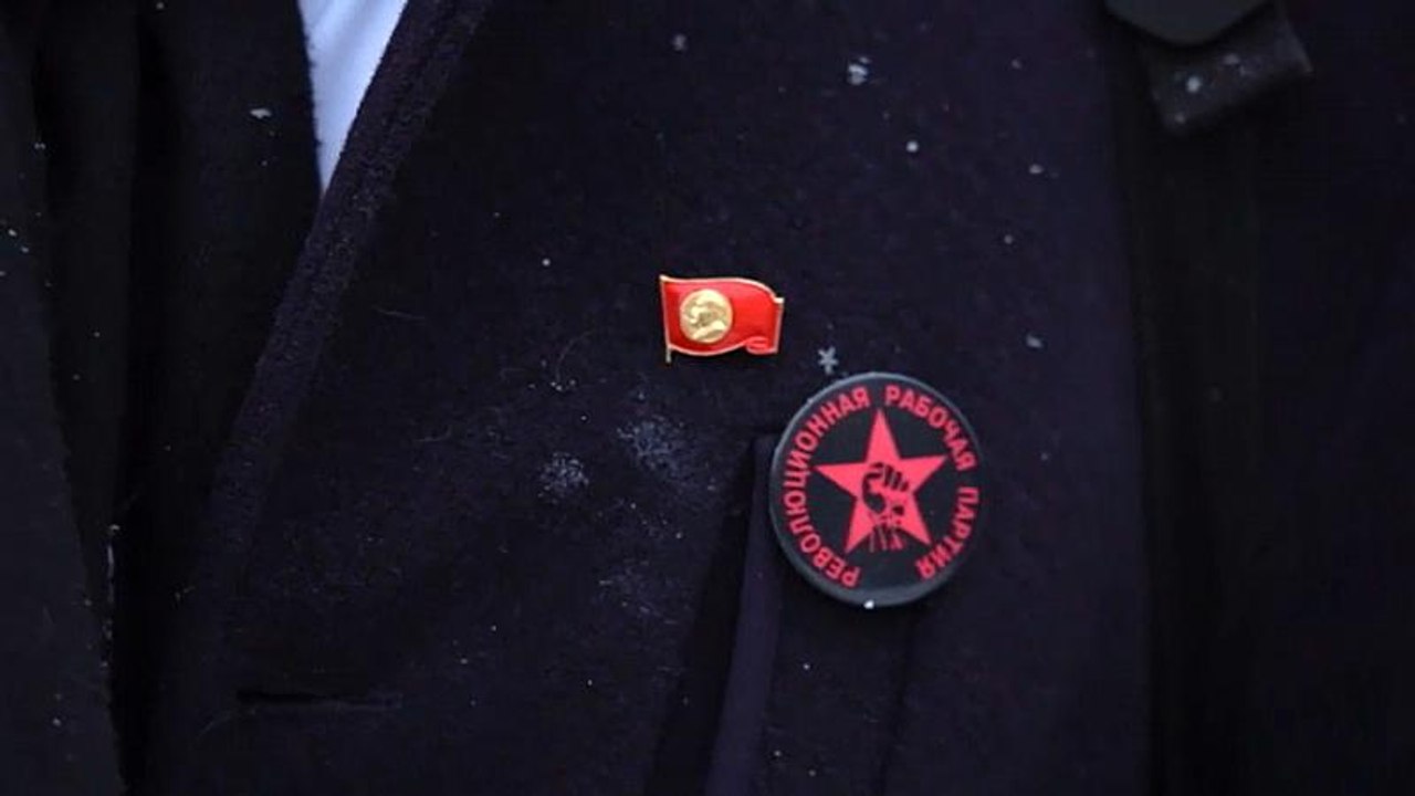 Russland: Schüler gründen Gewerkschaft, Direktor will sie der Schule verweisen