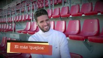 El test a Sergi Gómez: Todo menos fútbol en el vestuario del Sevilla