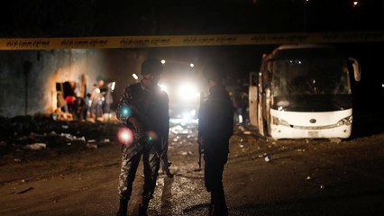 Φονική έκρηξη σε τουριστικό λεωφορείο στην Αίγυπτο
