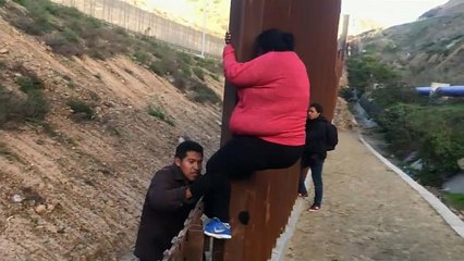 Трамп пригрозил закрыть границу с Мексикой