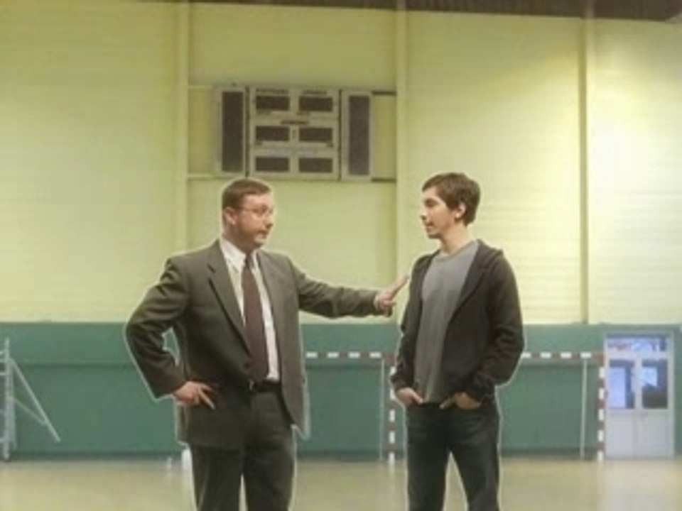 Parodie montage pub mac (get a mac) avec Chuck Norris