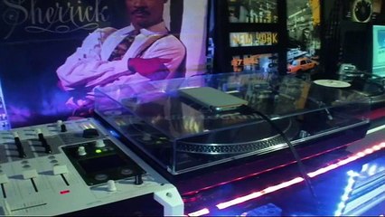 THE WHISPERS Vs SIMON MCQUEEN SOULTRAIN