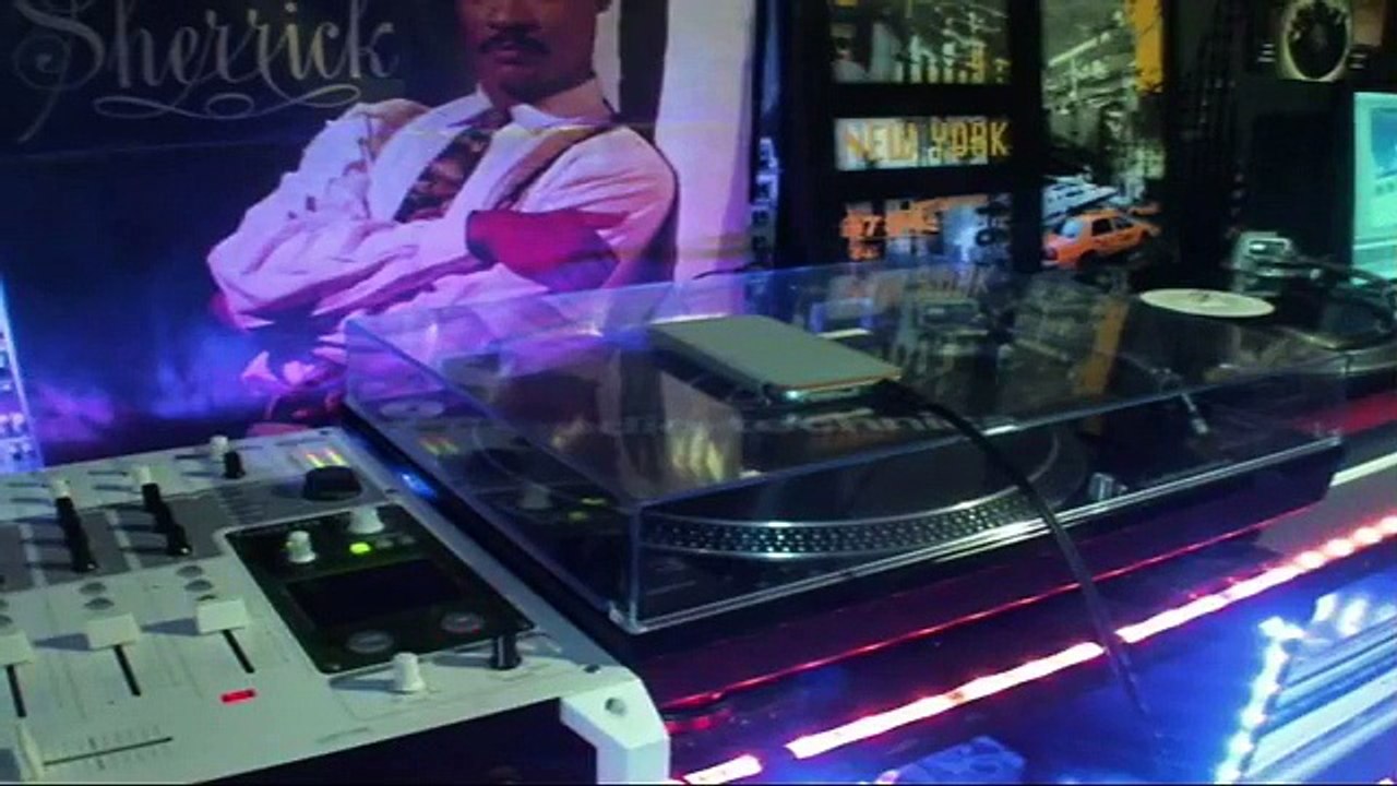 THE WHISPERS Vs SIMON MCQUEEN SOULTRAIN