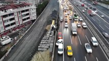 3 Aracın Karıştığı Kaza Sonrası Oluşan Trafik Yoğunluğu Havadan Görüntülendi