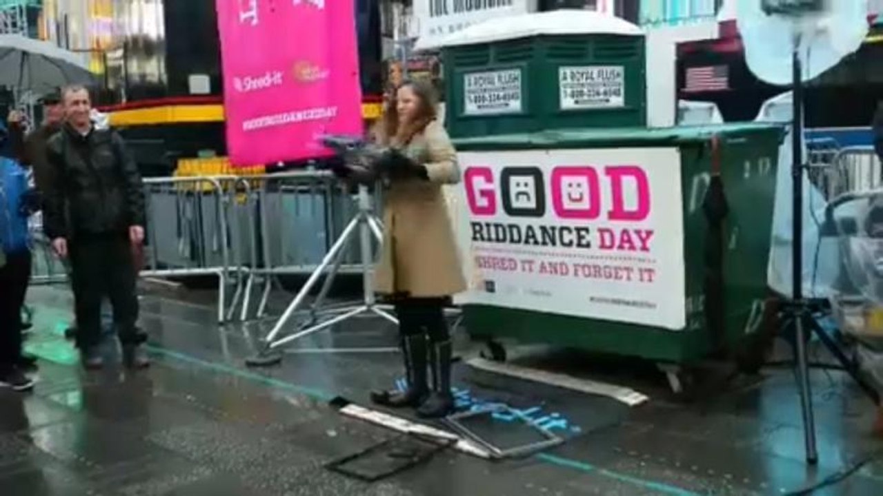 New Yorker schreddern 'schlechte Erinnerungen' von 2018