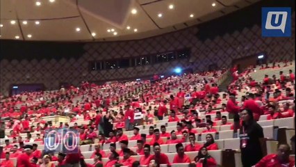 Sambutan Perhimpunan Agung Tahunan tertangguh 30 minit