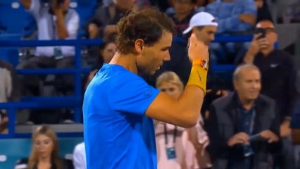 لقطة: تنس: نادال يسقط أمام أندرسون في مباراة العودة في أبو ظبي