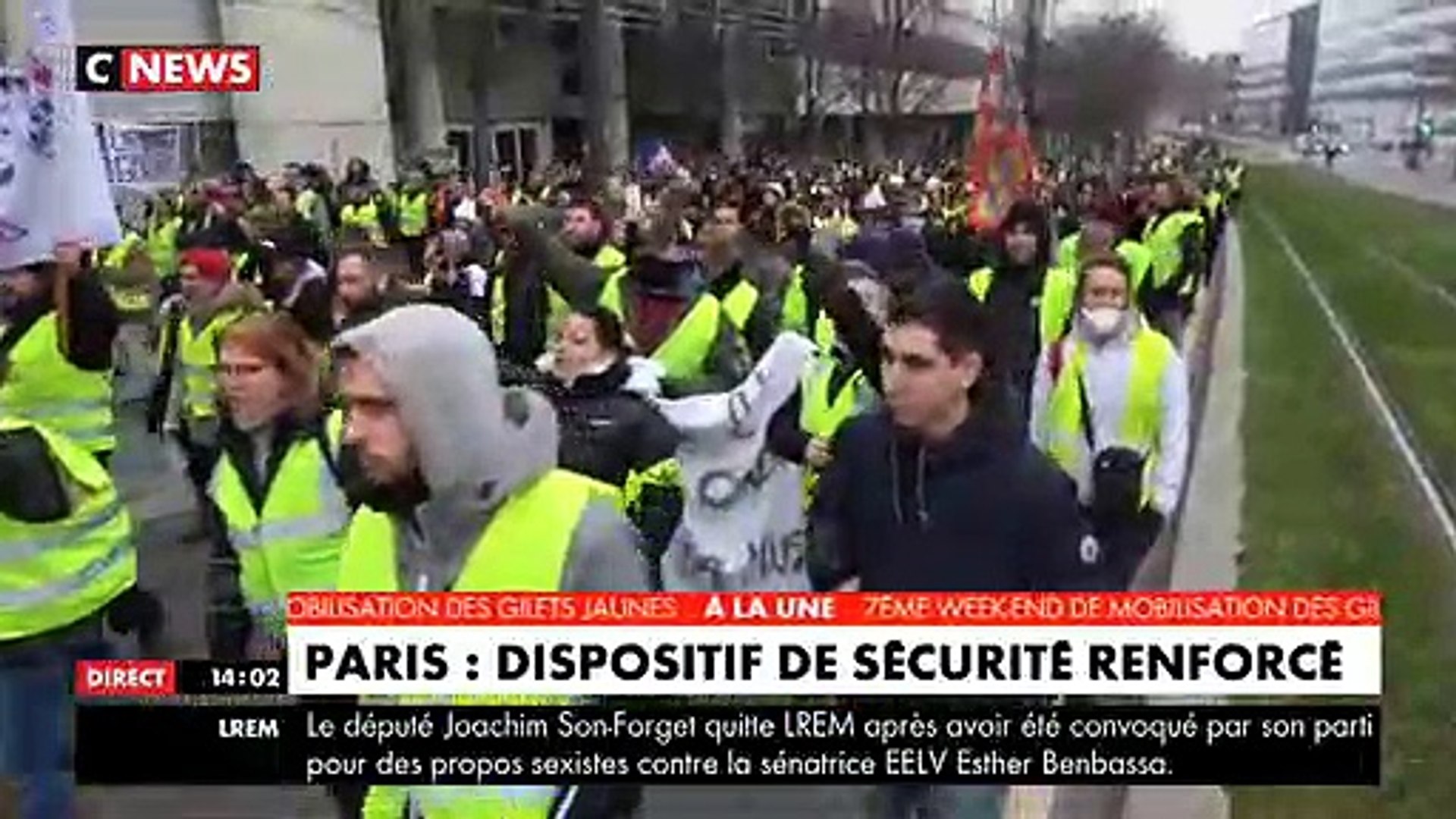Les Gilets Jaunes Dans Paris Pour Lacte 7 Samedi 29 Décembre à 14h