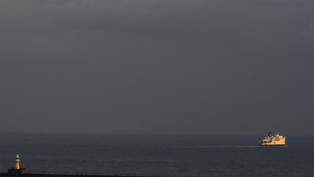 Лондон готовит паромы на случай жёсткого брексита