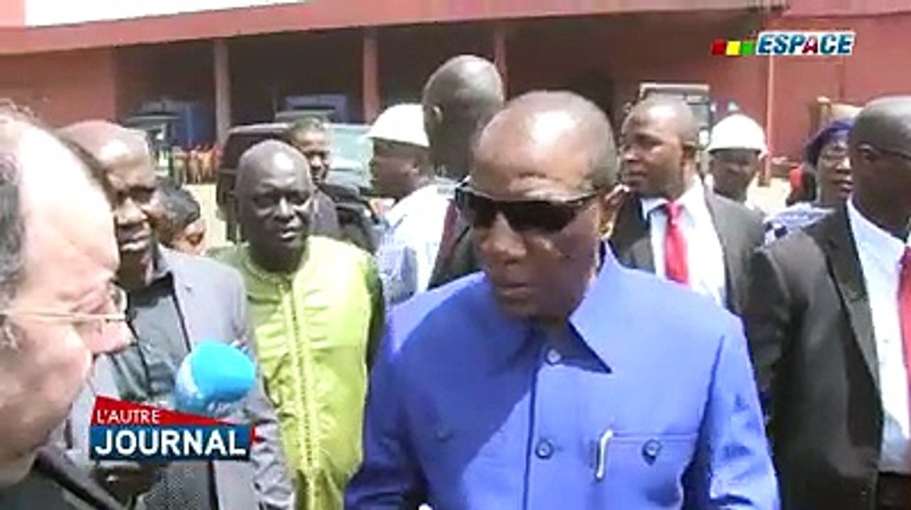 Alpha Condé annonce une usine de bonbons, biscuits et chewing-gum