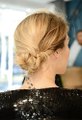 Tuto Coiffure Réveillon : le messy bun façon Meghan Markle