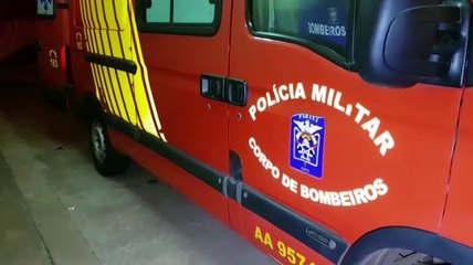 Mulher sofre queda de mesmo nível