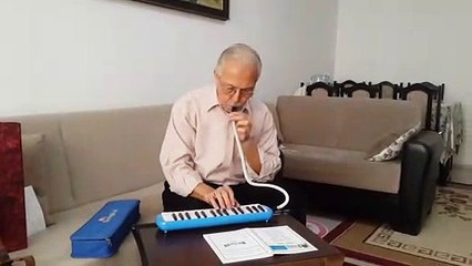 Mustafa Uzelli & Melodika & Jingle Bells