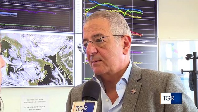 Allerta neve, la Puglia si prepara: divieto circolazione mezzi pesanti, cancellati alcuni voli