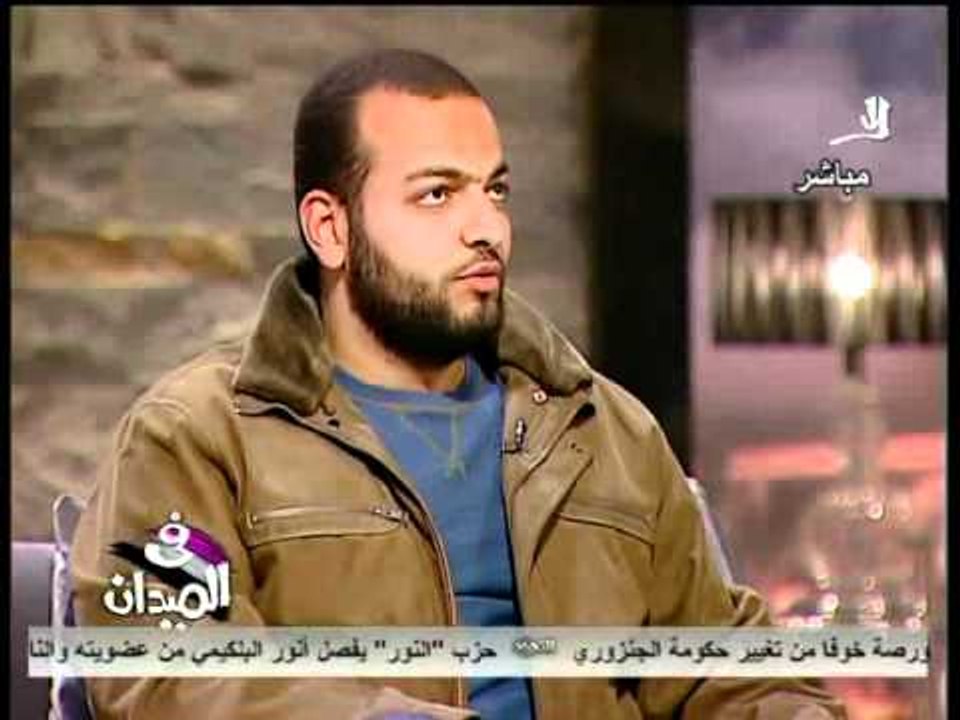 فيديو استطلاع رأى للطلبة عن الحريات الجامعية بعد الثورة ومدي امكانية تبادل الاراء السياسية