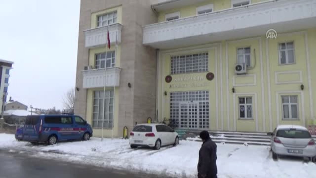 Öldürdüğü Ağabeyinin Cesediyle 2 Gün Aynı Evde Yaşamış