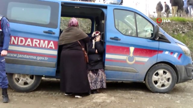 'Tehdit edildim' diyerek bıçağı boğazına dayadı