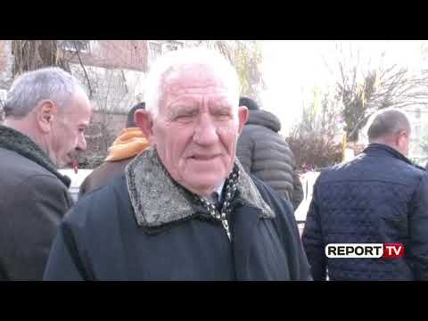 Festat e fundvitit, rriten çmimet në qytetin e Kukësit, qytetaret: Mundesite të vogla për blerje