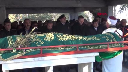 Burdur'da 4 Araç Birbirine Girdi: Biri Şehit Babası 2 Ölü, 8 Yaralı