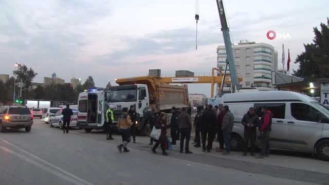 64 Yaşındaki Prof. Dr. Büyükyazı, Kamyonun Altında Kalarak Hayatını Kaybetti