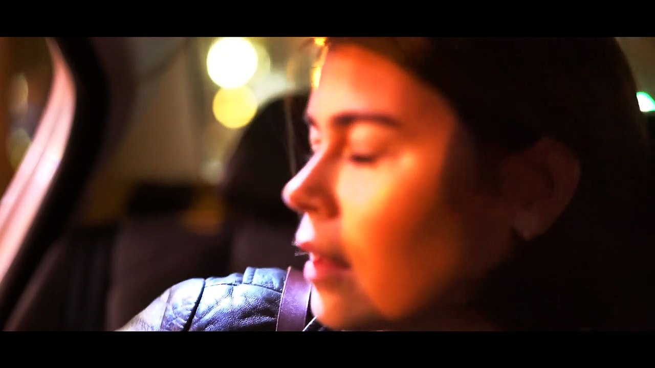 JE SUIS SOUS LE CHARME