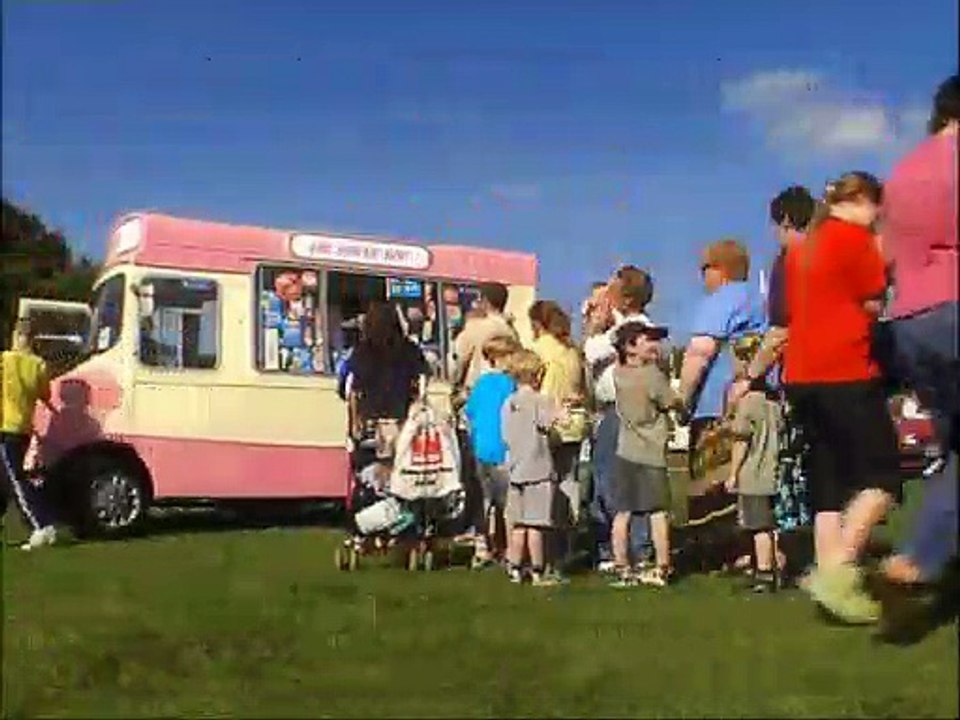 That Peter Kay Thing - Ice Cream Man Has A Meltdown - video Dailymotion
