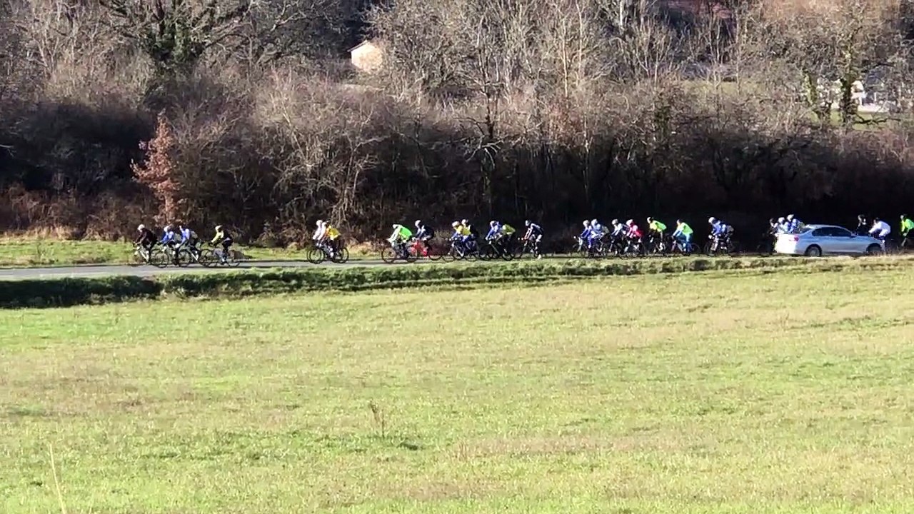 La petite bosse de Milhac de Nontron en allant vers St jean de Côle...Revue de la troupe