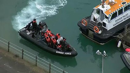 Migranti, accordo Gb-Francia per maggior controllo