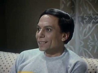 عبده القماش بيفرج وحيد على ليلة الدخلة - فيلم النمر والأنثى