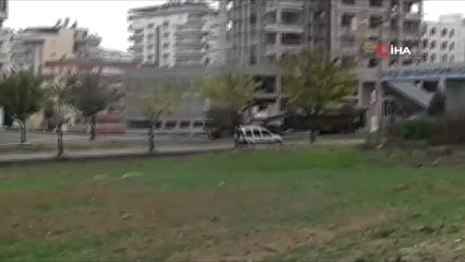Suriye Sınırına Tank Sevkiyatı Sürüyor