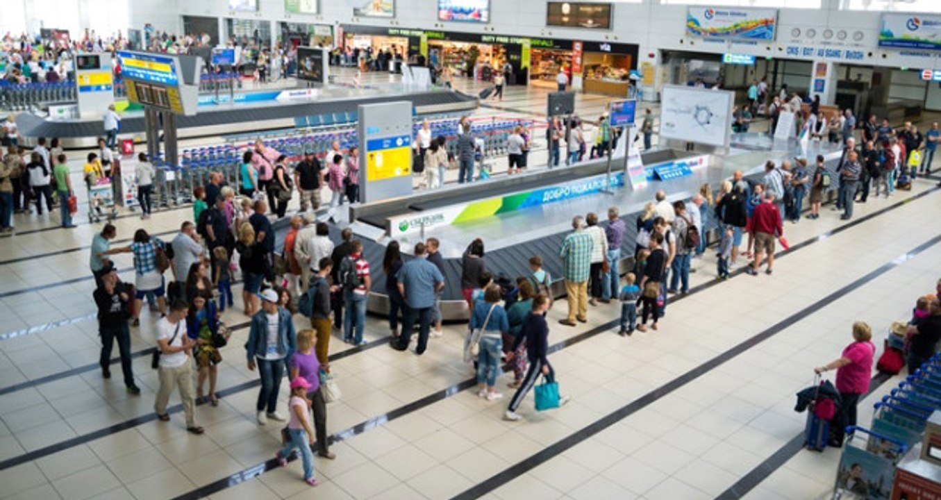 Antalya'ya Hava Yoluyla Gelen Yabancı Ziyaretçi Sayısında Rekor Kırıldı