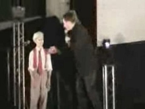 Sketch comique Les Kenjys arts du cirque spectacles animatio