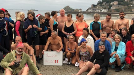 Saint-Sylvestre : 200 baigneurs piquent une tête