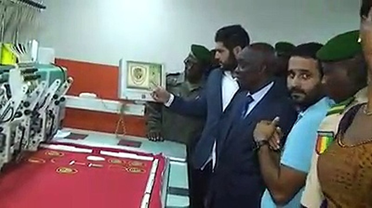 Le ministre Mohamed Diané à l’usine militaire d...