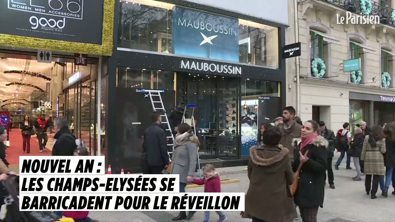 Nouvel An : les Champs-Elysées se barricadent pour le réveillon
