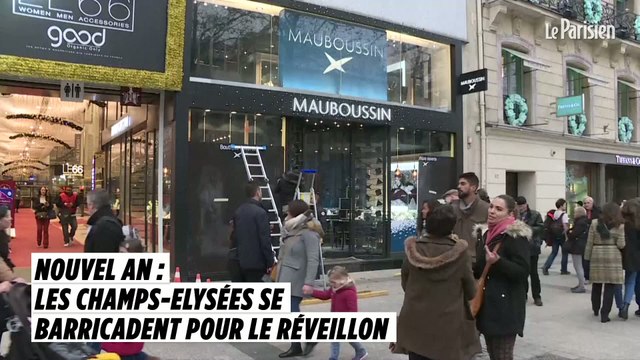 Nouvel An : les Champs-Elysées se barricadent pour le réveillon