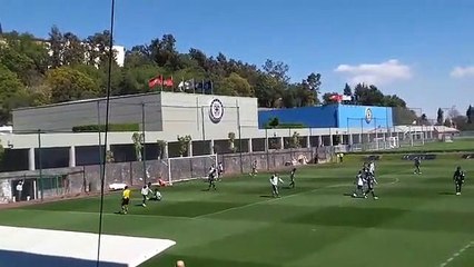 Cruz Azul: Yotún y el remate que casi termina en gol