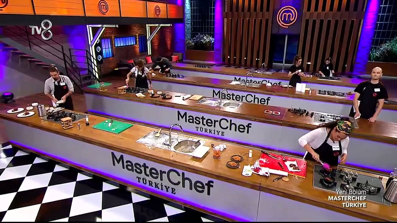 Yarışmada şok gerginlik! Stüdyoyu terk etti...   9. Bölüm  MasterChef Türkiye