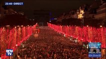 Un spectacle visuel et lumineux commence sur les Champs-Elysées, à vingt minutes du nouvel An