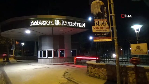 Üniversiteliler yeni yıla ders çalışarak girdi