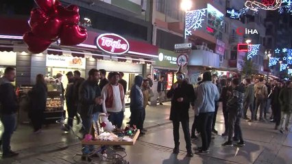 Yılbaşı Kimi İçin Eğlence, Kimi İçin de Ekmek Parası