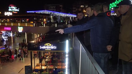 Emniyet Müdürü Ak, yılbaşı kutlamalarını vatandaşların içinde takip etti