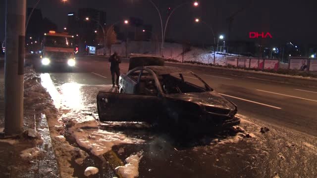 Seyir Halindeyken Alev Alan Otomobil, Kullanılmaz Hale Geldi